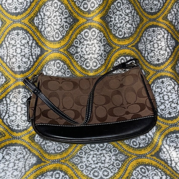 Coach Handbags - Brown coach clutch